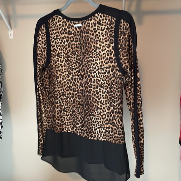 Great Michael Kors top - Picture 6 of 8